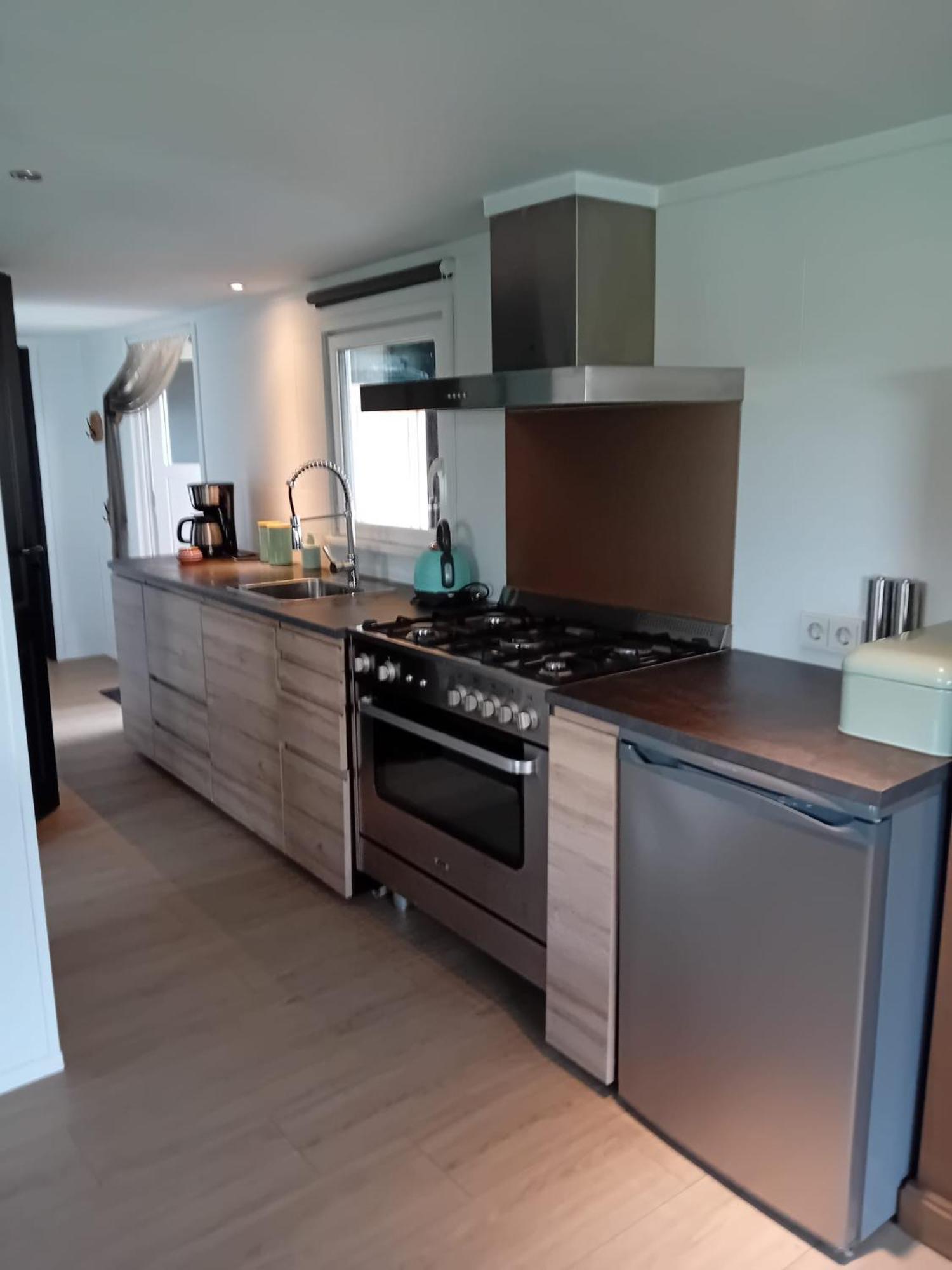 Hotel Glamping Aan De Thoolse Kust à Poortvliet Extérieur photo