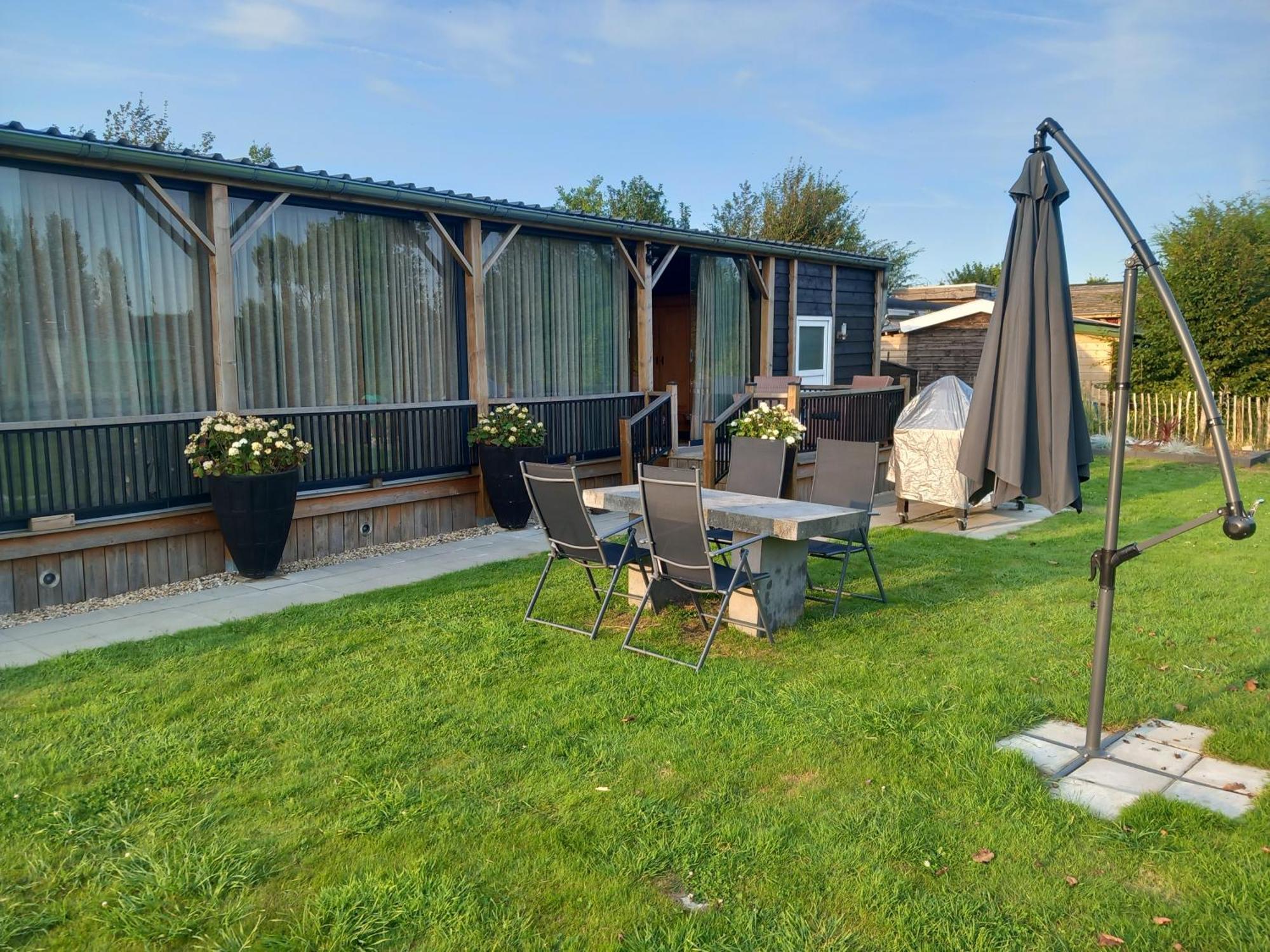 Hotel Glamping Aan De Thoolse Kust à Poortvliet Extérieur photo